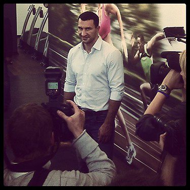 0881_wladimir-klitschko-champs-challenge-courses-at-mcfit.jpg (36.74 Kb)