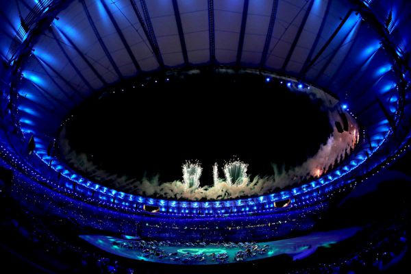 732966-ceremonija-otkrytija-olimpijskih-igr-na-stadione-marakana-v-rio-de-zhanejro.jpg (42.88 Kb)