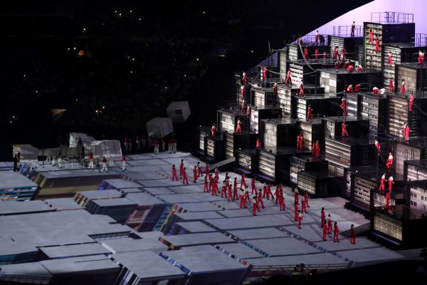 733006-ceremonija-otkrytija-olimpijskih-igr-na-stadione-marakana-v-rio-de-zhanejro.jpg (.2 Kb)