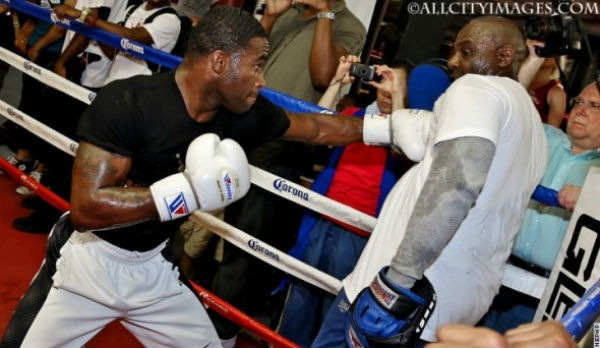 adrien-broner-open-workout-9.jpg (52.69 Kb)