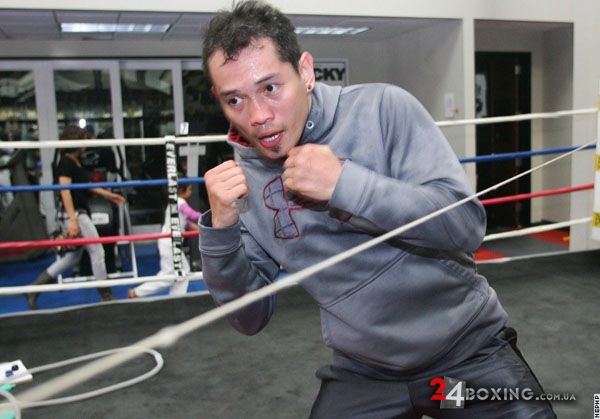 donaire-workout-120625-005a.jpg (44.36 Kb)