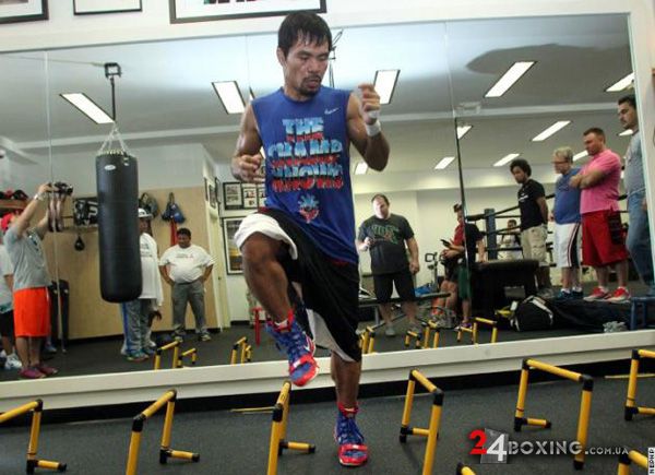 pacquiao-workout-140314-005a.preview.jpg (53.92 Kb)