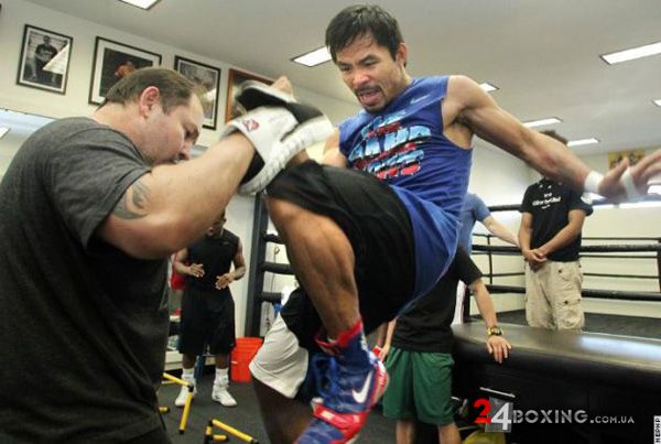 pacquiao-workout-140314-007a.preview.jpg (44.14 Kb)
