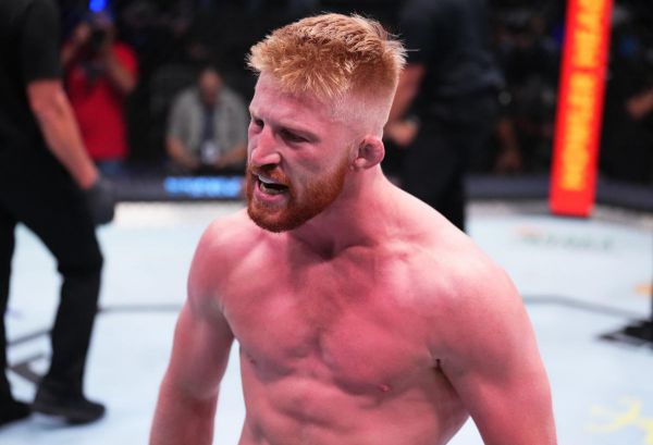   UFC      ...