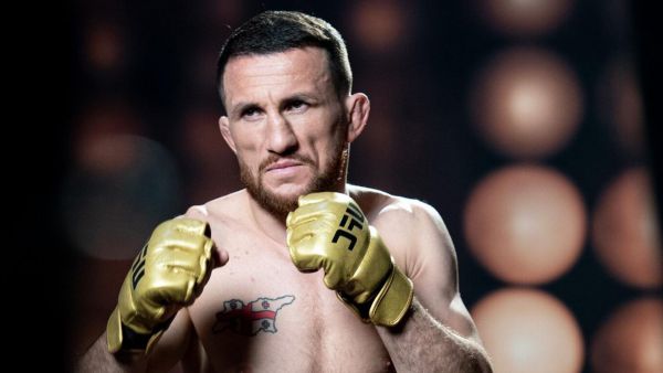   UFC    ( 61 ) ...