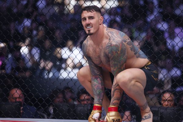  UFC   ,  ...