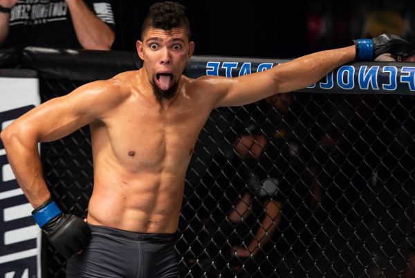 �������� UFC �������� �������� ��� ������� � ����...