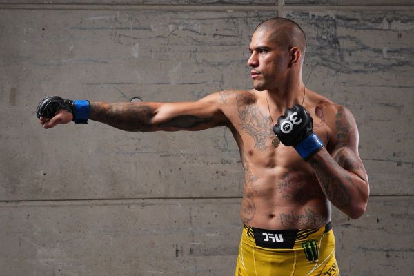  UFC      ...