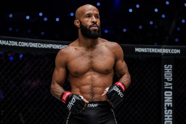 �������� ������ UFC ������������� ���� ��������...