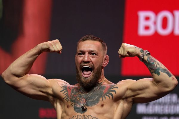    UFC    ...