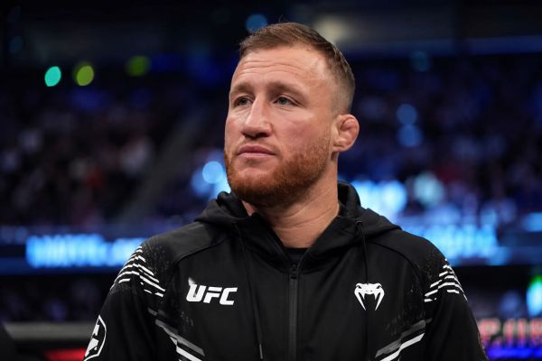 ������������ ������ UFC � ����� ���, 37-����� ...