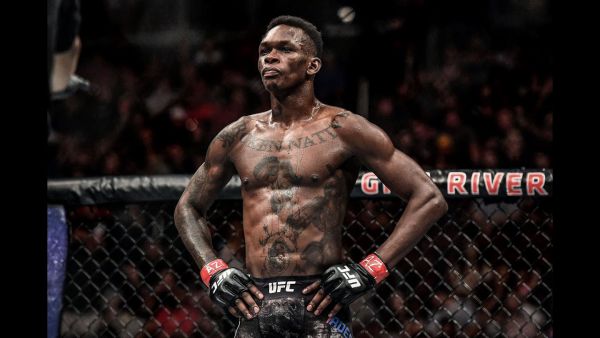 Колишній чемпіон UFC у середній вазі — нігерієць І...